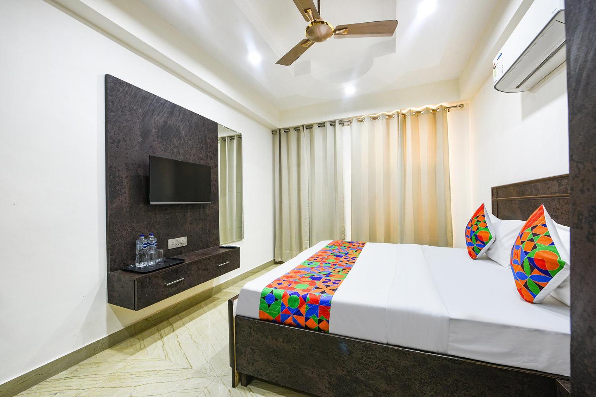 Fabhotel Rudraksh Residency Bed & Breakfast New Delhi