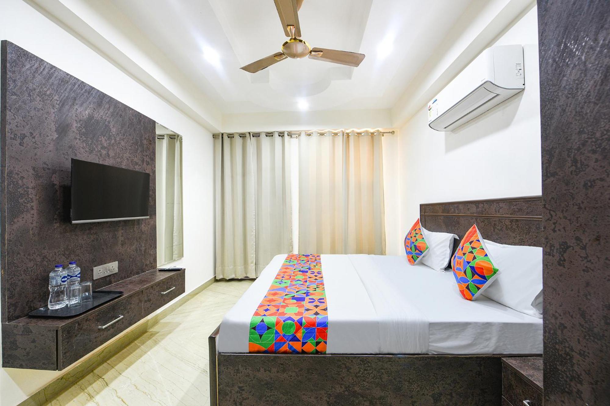 Fabhotel Rudraksh Residency New Delhi